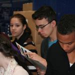 "Leibniz geht nach draußen" - 12. Klassen bei "Caprice"