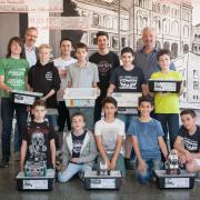 Übergabe der Roboter durch den Elternbeirat 4/18